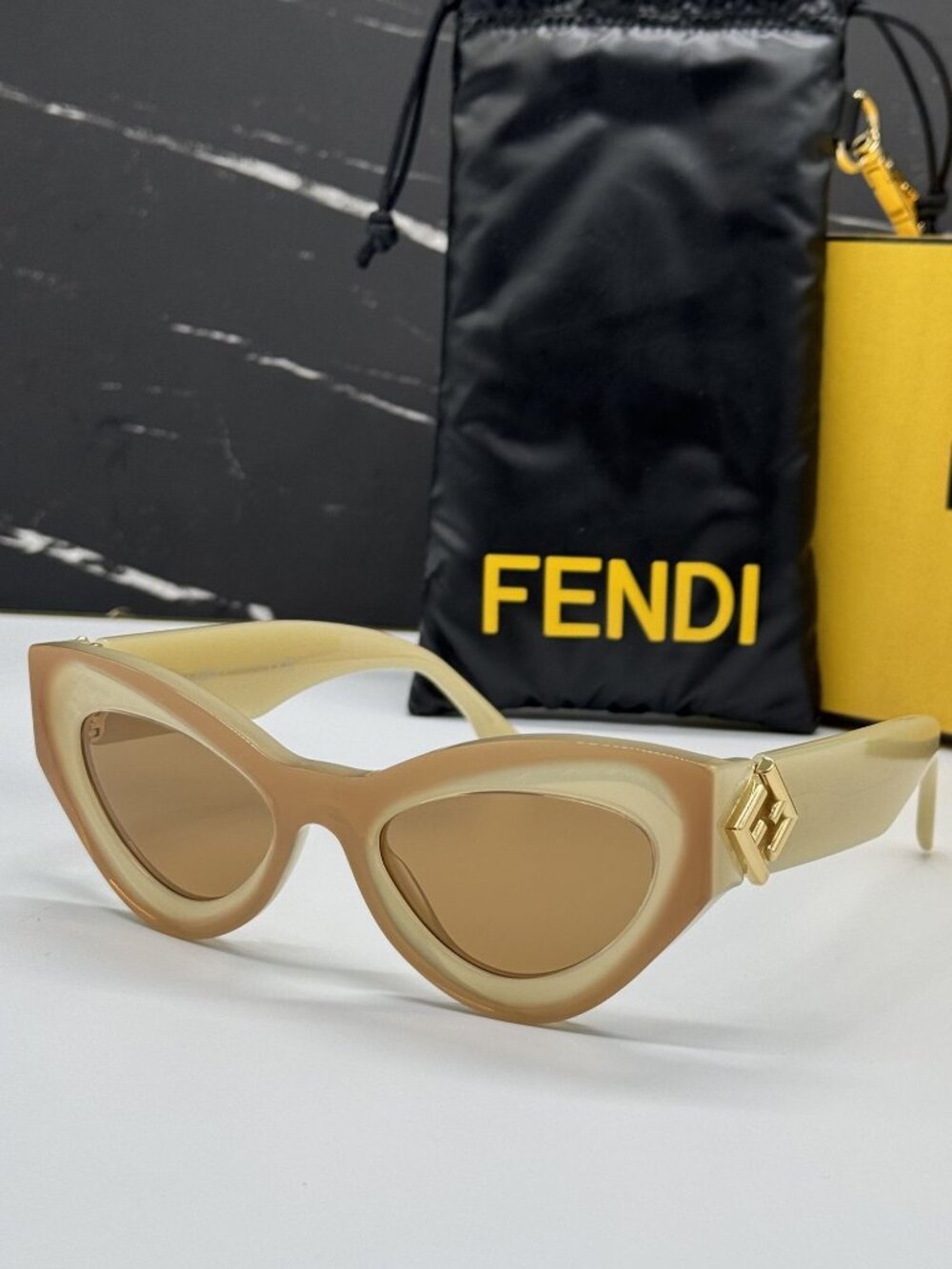NEW FENDI FE40146I 57E SUNGLASSES BEIGE WOMEN EYEWEAR FENDI